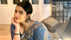 ঢাকা ছাড়লেন পরীমনি!